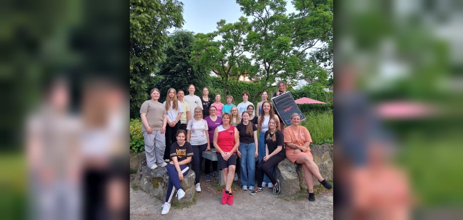 Gruppenfoto der Teilnehmer, welche am Selbstverteidungskurs teilgenommen haben.